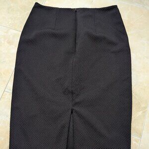 Banana Republic Women's Textured Black Pencil Skirt - Size 2